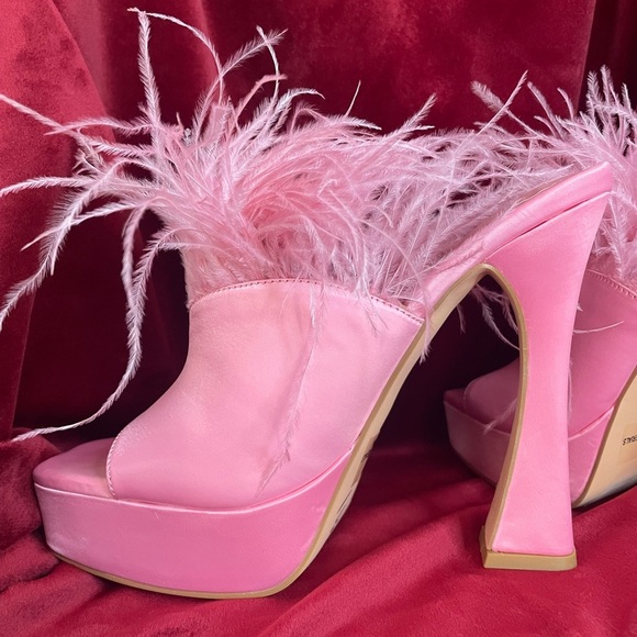 Fashion Nova Pink Feathered Platform Heels - Picture 9 of 9